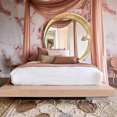 Amazon Mykonos Suites & Spa Agios Ioannis Diakoftis Экстерьер фото