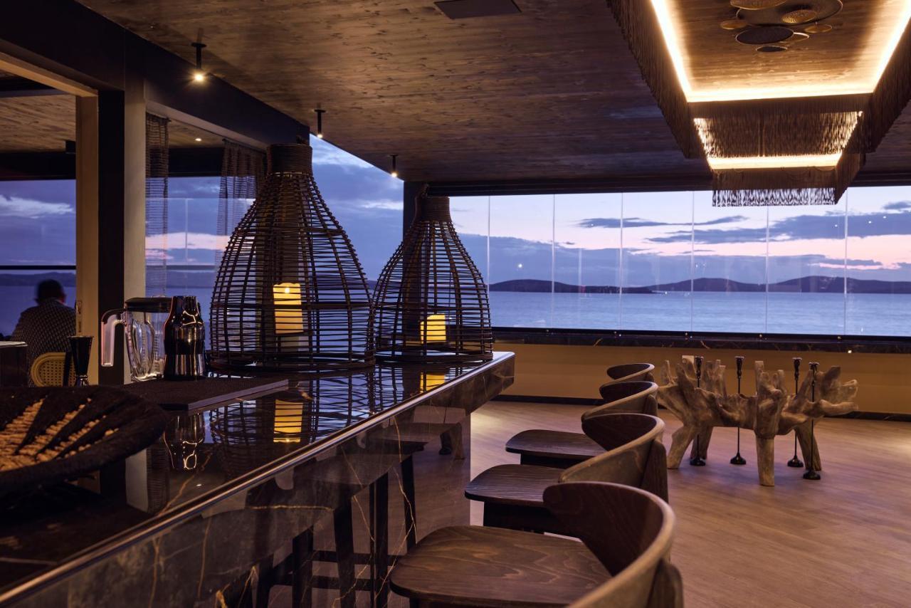 Amazon Mykonos Suites & Spa Agios Ioannis Diakoftis Экстерьер фото