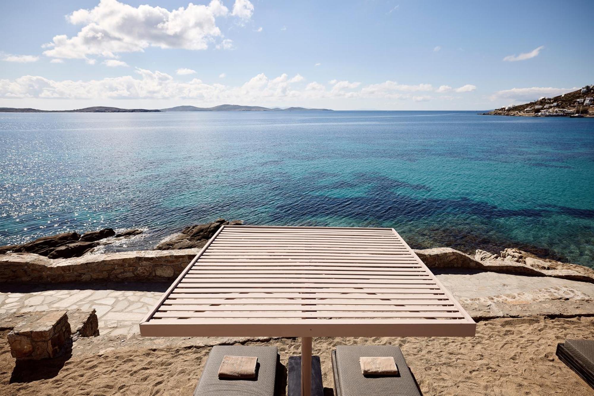 Amazon Mykonos Suites & Spa Agios Ioannis Diakoftis Экстерьер фото