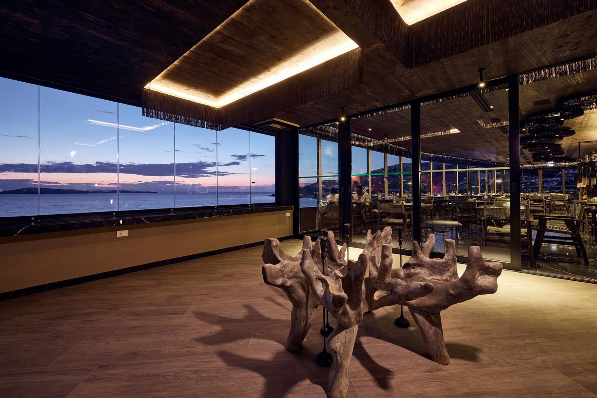 Amazon Mykonos Suites & Spa Agios Ioannis Diakoftis Экстерьер фото