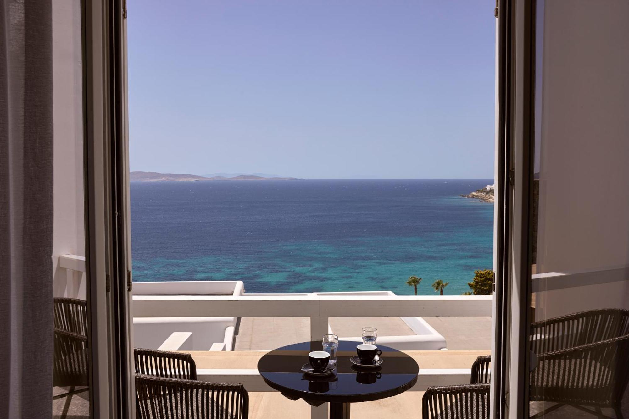 Amazon Mykonos Suites & Spa Agios Ioannis Diakoftis Экстерьер фото