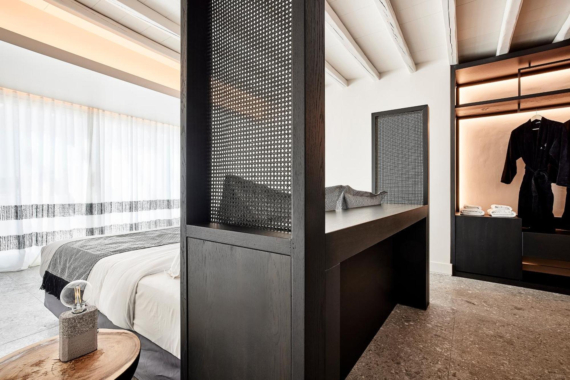 Amazon Mykonos Suites & Spa Agios Ioannis Diakoftis Экстерьер фото